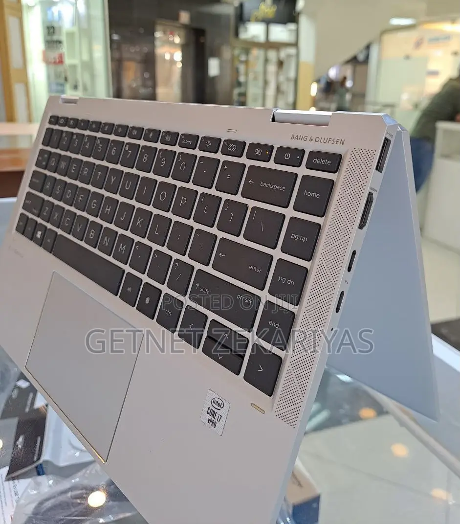 New Laptop HP Spectre 16GB Intel Core I7 SSD 512GB