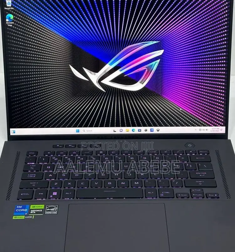 New Laptop Asus ROG Zephyrus G16 16GB Intel Core I7 SSD 512GB