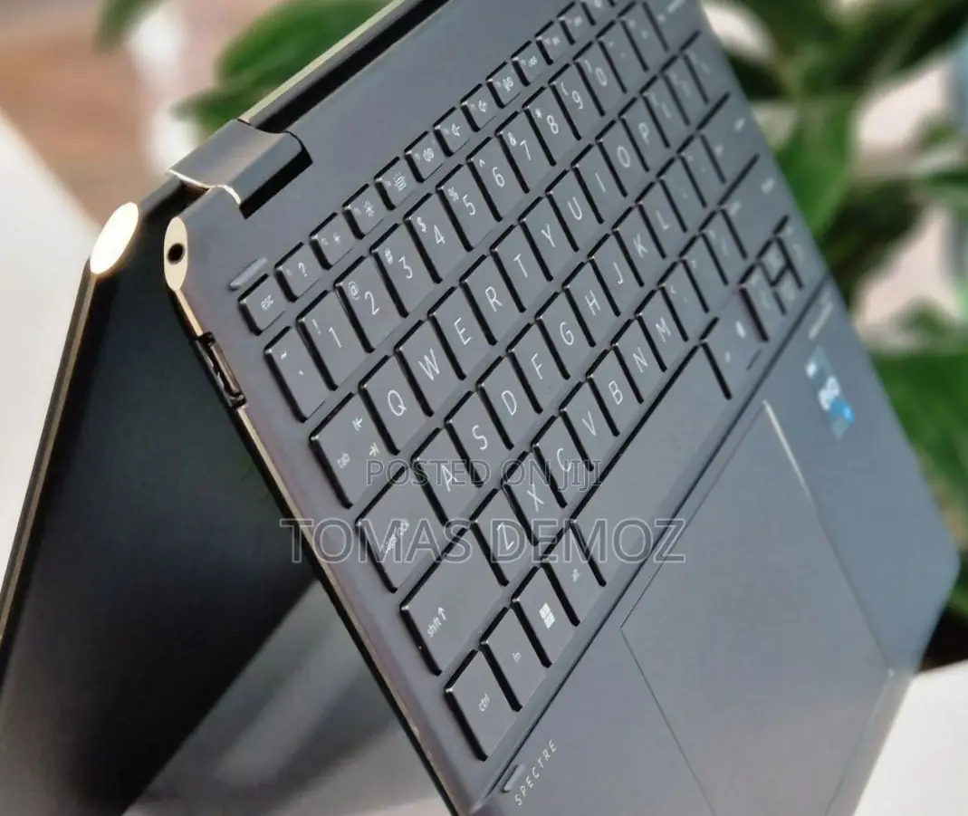 New Laptop HP Envy X360 16GB Intel Core I7 SSD 1T