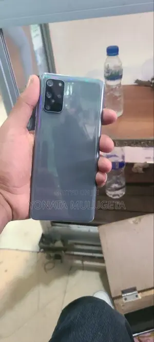 Samsung Galaxy S20+ 128 GB