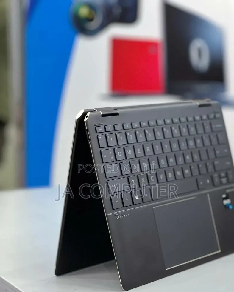 New Laptop HP Spectre 16GB Intel Core I7 SSD 1T