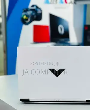 New Laptop HP Victus 15 16GB Intel Core I7 SSD 512GB