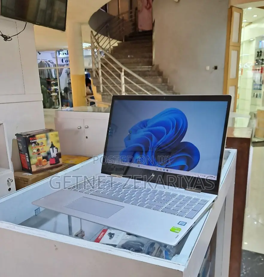 New Laptop HP Pavilion 15 8GB Intel Core I5 HDD 1T