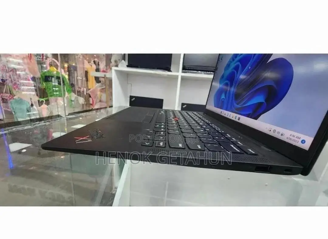 New Laptop Lenovo ThinkPad X1 Carbon 16GB Intel Core i7 SSD 512GB
