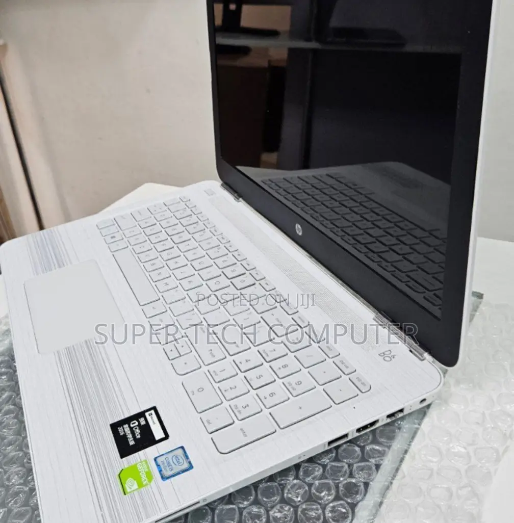 New Laptop HP Pavilion 15 8GB Intel Core I5 SSD 1T