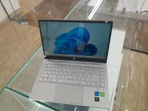 New Laptop HP Pavilion 15 8GB Intel Core I5 SSD 512GB