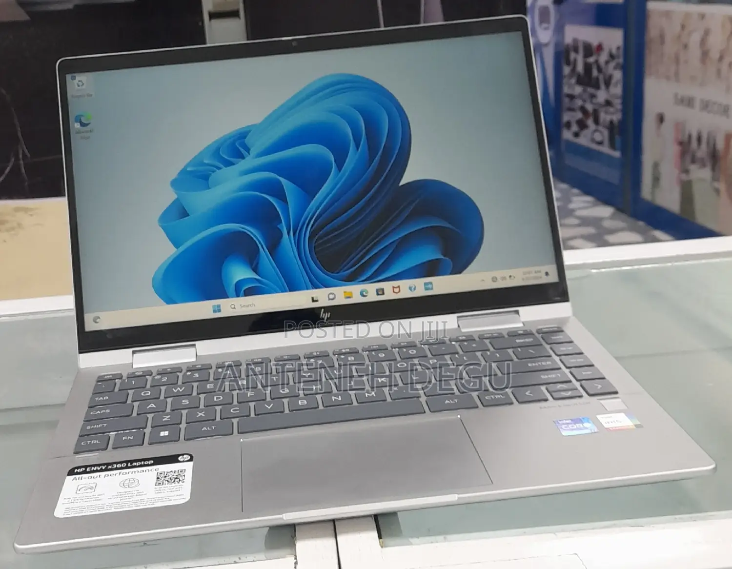 New Laptop HP Envy X360 16GB Intel Core I7 SSD 1T