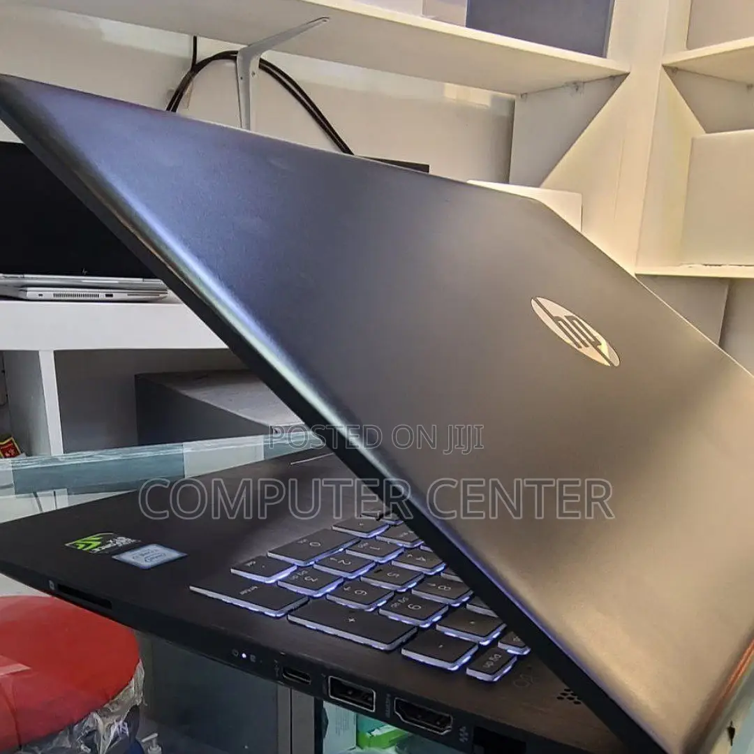 Laptop HP Pavilion 15 16GB Intel Core I7 HDD+SSD 2T