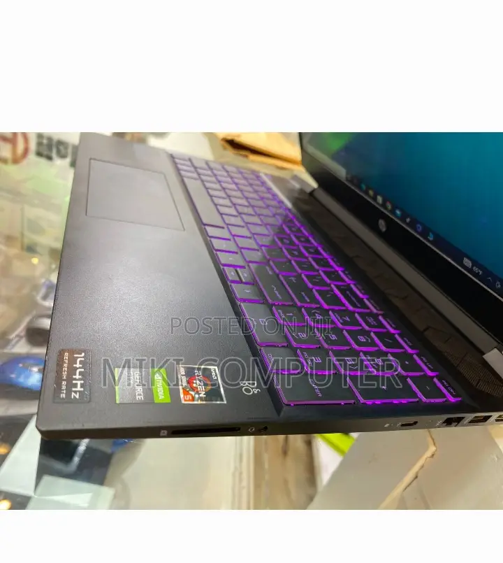 New Laptop HP Pavilion Power 15 8GB AMD Ryzen 5 SSD 512GB