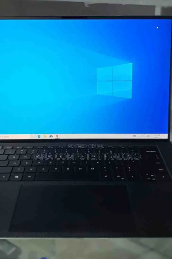 New Laptop Dell XPS 15 16GB Intel Core I7 SSD 500GB