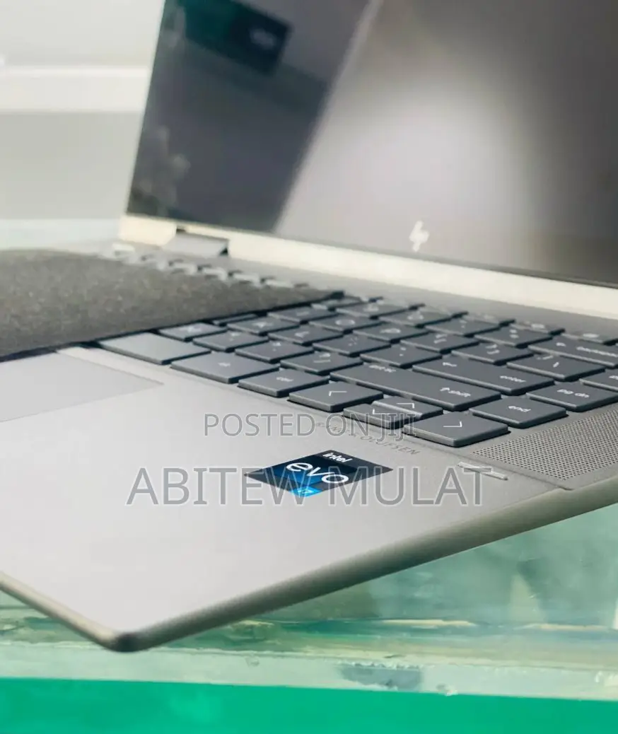 New Laptop HP Envy X360 32GB Intel Core I7 SSD 1T