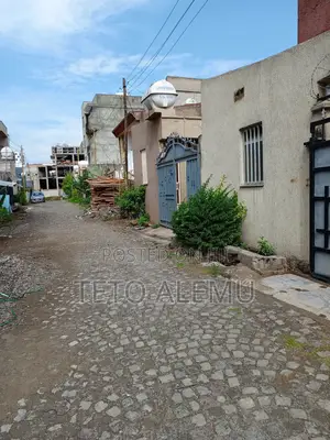 2bdrm Villa in የሚሸጥ ቤት አያት, Bole for sale