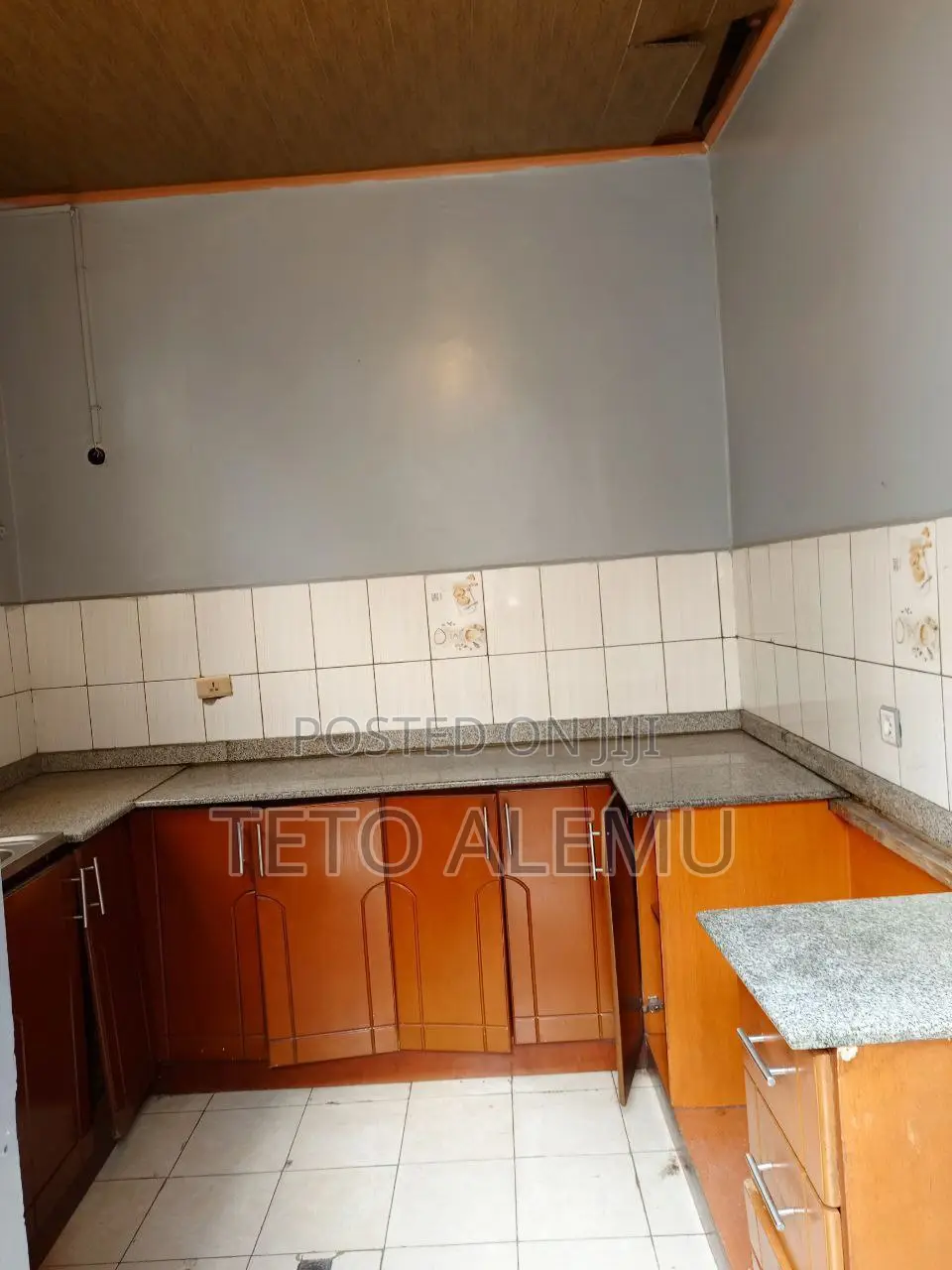 2bdrm Villa in የሚሸጥ ቤት አያት, Bole for sale