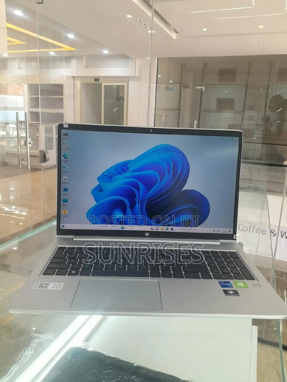 New Laptop HP ProBook 440 G9 8GB Intel Core I7 SSD 1T