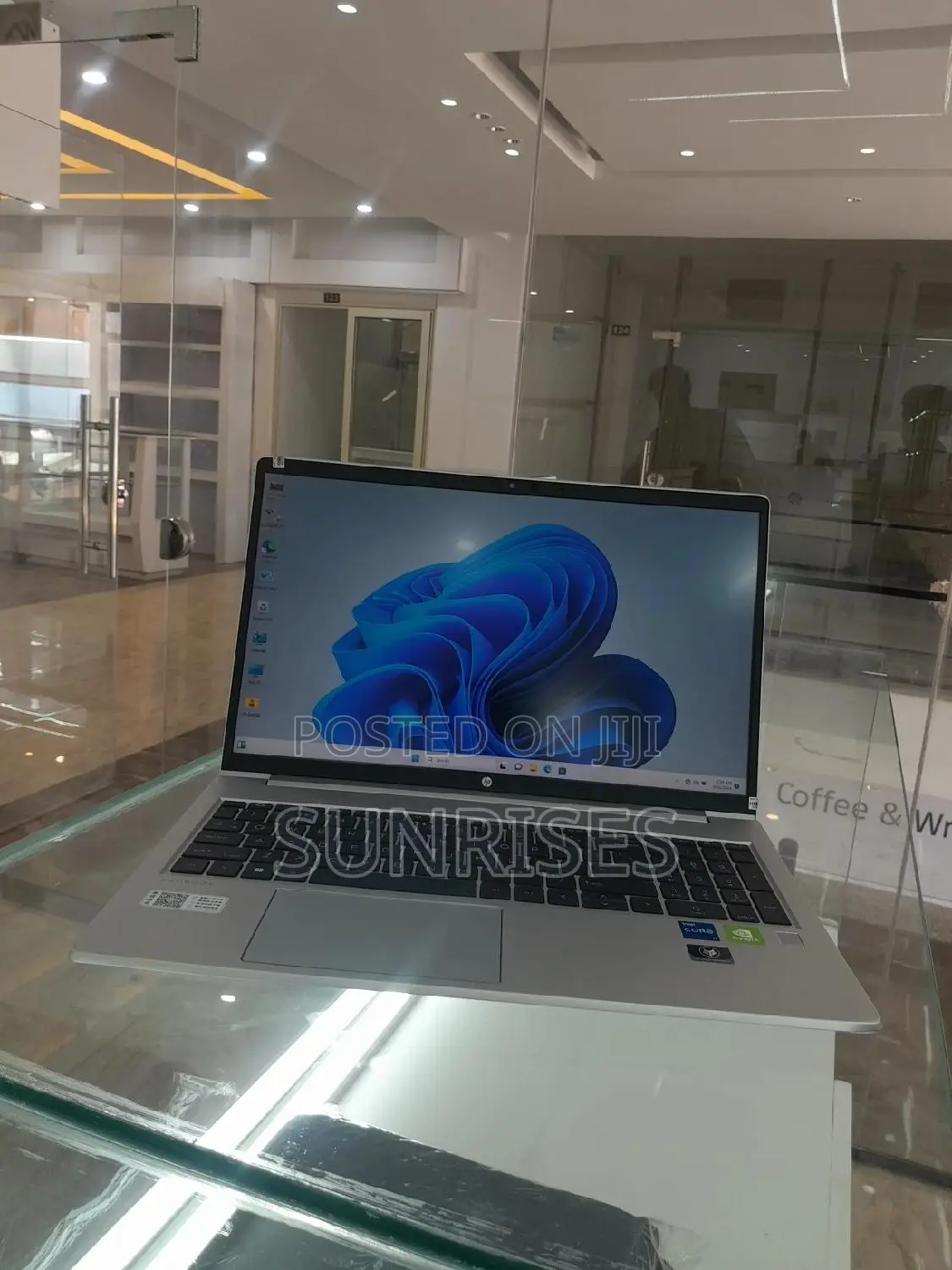 New Laptop HP ProBook 440 G9 8GB Intel Core I7 SSD 1T