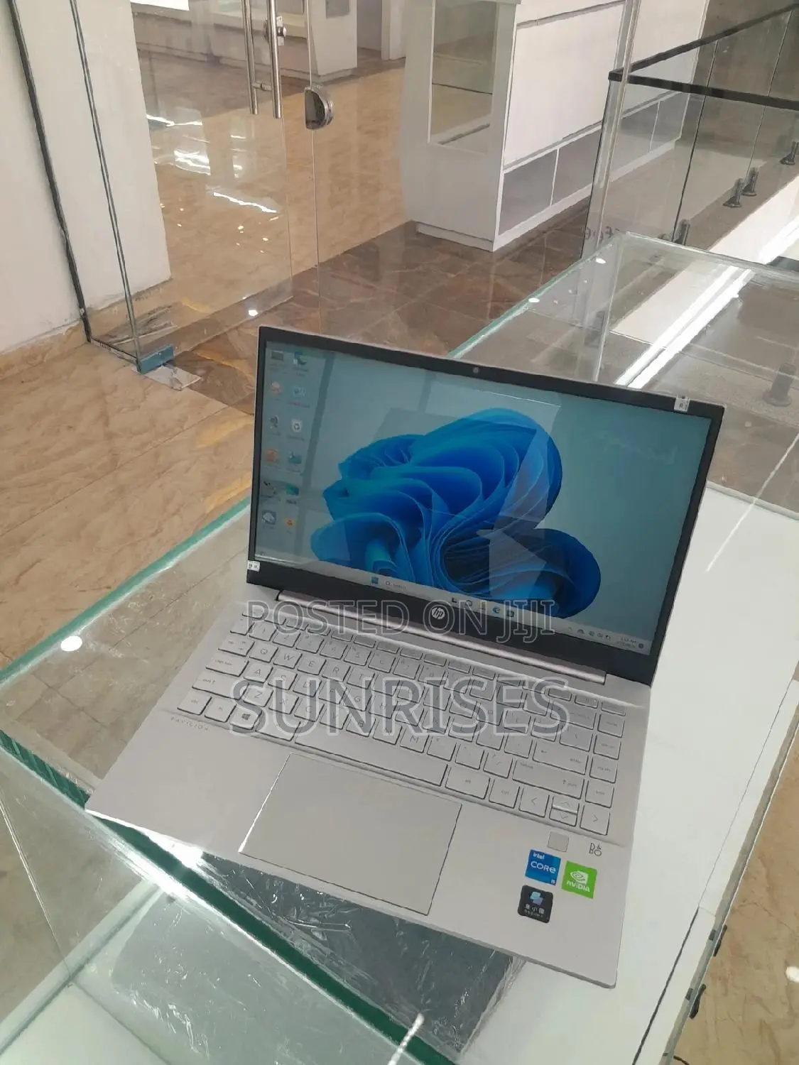 New Laptop HP Pavilion 15 8GB Intel Core I5 SSD 512GB