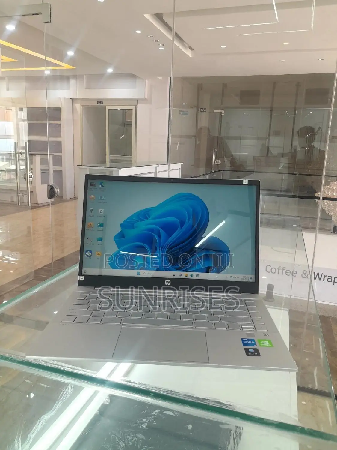 New Laptop HP Pavilion 15 8GB Intel Core I5 SSD 512GB