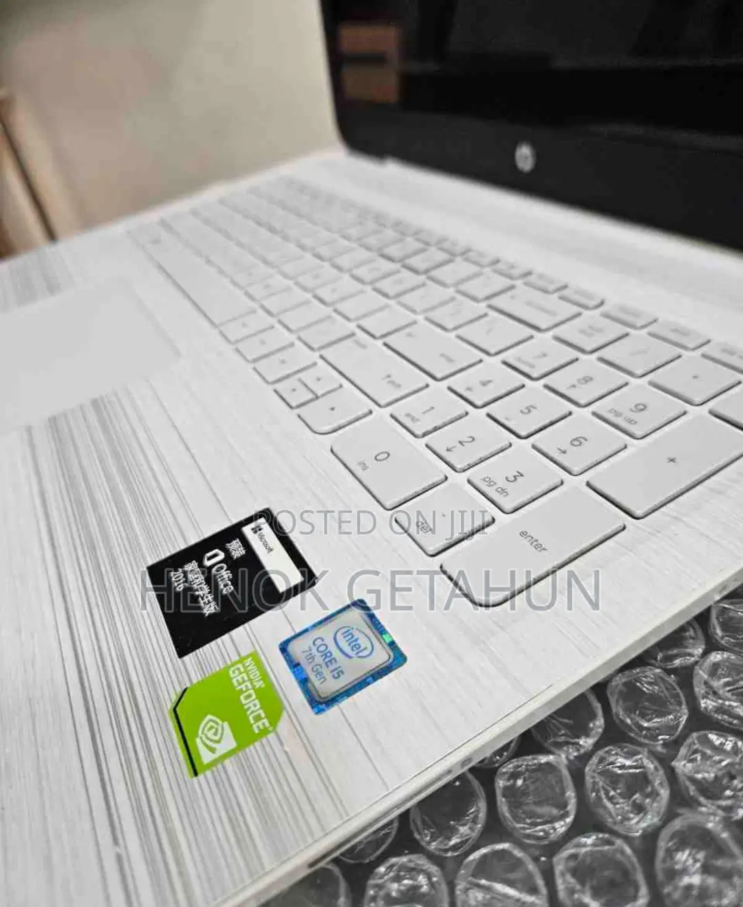 New Laptop HP Pavilion 15 8GB Intel Core I5 HDD 1T