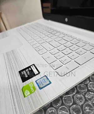 New Laptop HP Pavilion 15 8GB Intel Core I5 HDD 1T