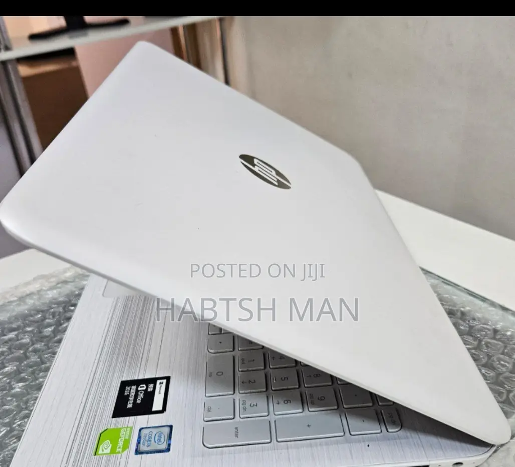 New Laptop HP Pavilion 15 8GB Intel Core I5 HDD 1T