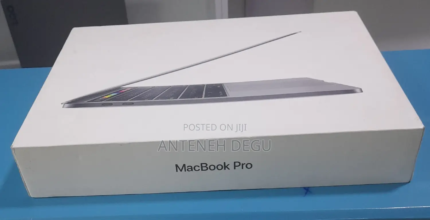 New Laptop Apple MacBook 8GB Intel Core I5 SSD 256GB