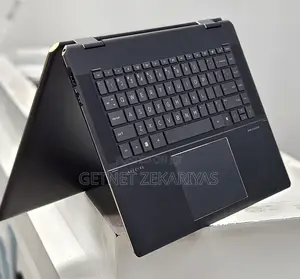 Photo - New Laptop HP Spectre 16GB Intel Core I5 SSD 512GB