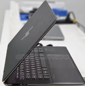 New Laptop HP Spectre 16GB Intel Core I5 SSD 512GB