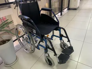 Photo - Auction Wheelchair Folding Wheelchair Wheelchair Wheelchair