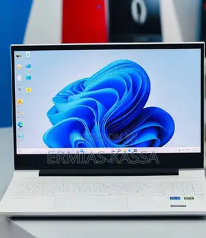 New Laptop HP Victus 15 16GB Intel Core I7 SSD 512GB