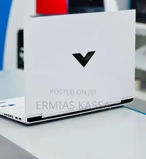 New Laptop HP Victus 15 16GB Intel Core I7 SSD 512GB