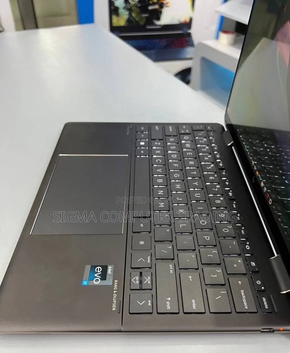 New Laptop HP Spectre 13 16GB Intel Core I7 SSD 1T
