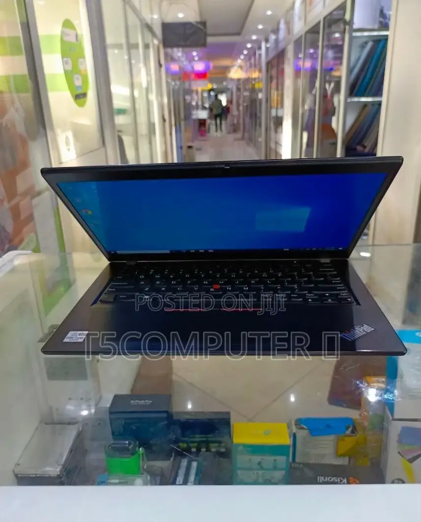 New Laptop Lenovo ThinkPad 13 16GB Intel Core I7 SSD 256GB