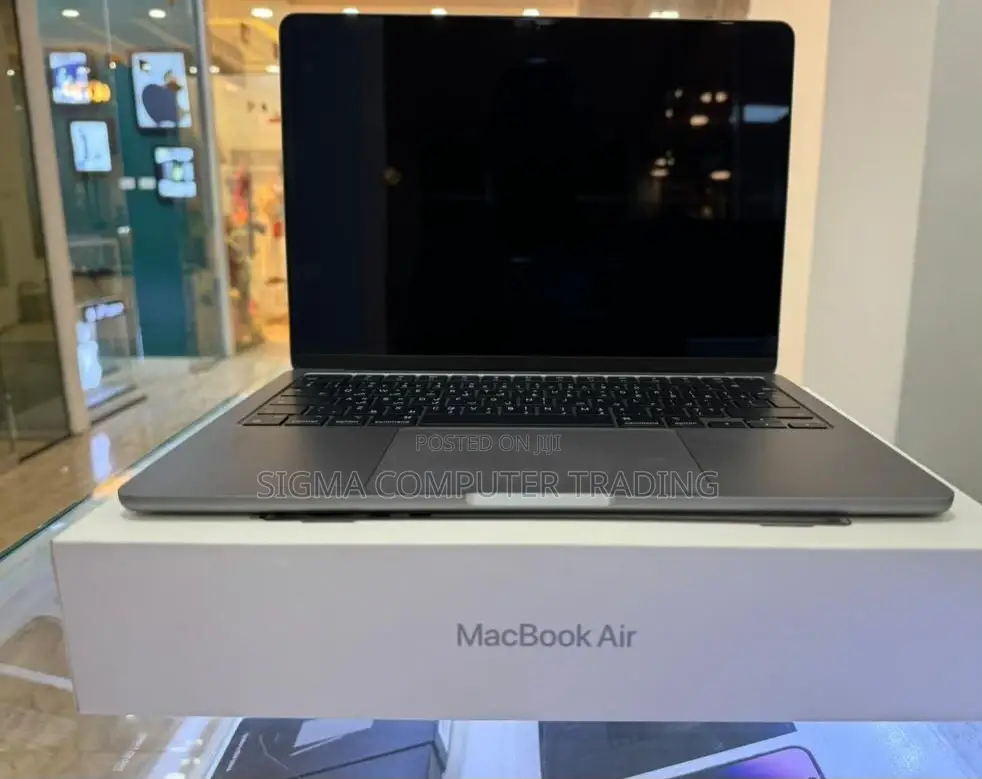 New Laptop Apple MacBook Air 2022 M2 8GB Apple M2 SSD 512GB