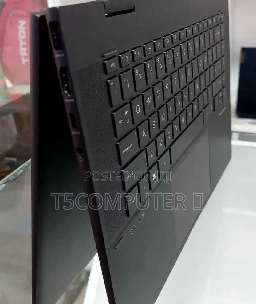 New Laptop HP Envy X360 8GB AMD Ryzen 5 SSD 512GB
