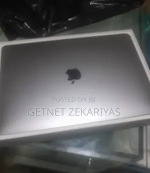 New Laptop Apple MacBook Pro 2018 8GB Intel Core I5 SSD 256GB
