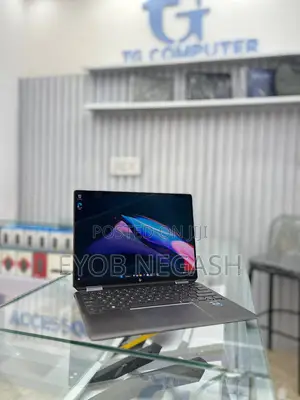 New Laptop HP Spectra 13 16GB Intel Core I7 SSD 1T