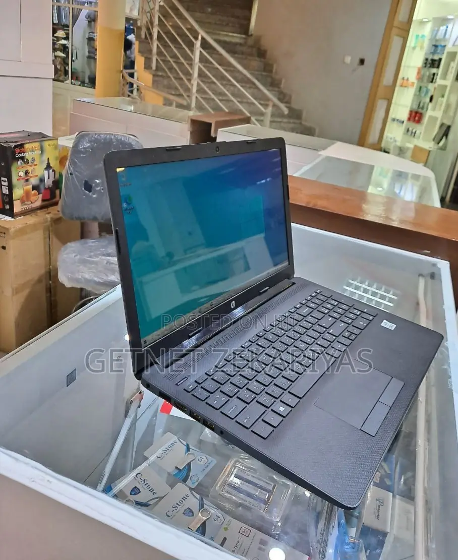 New Laptop HP Stream Notebook 8GB Intel Core I5 HDD 1T