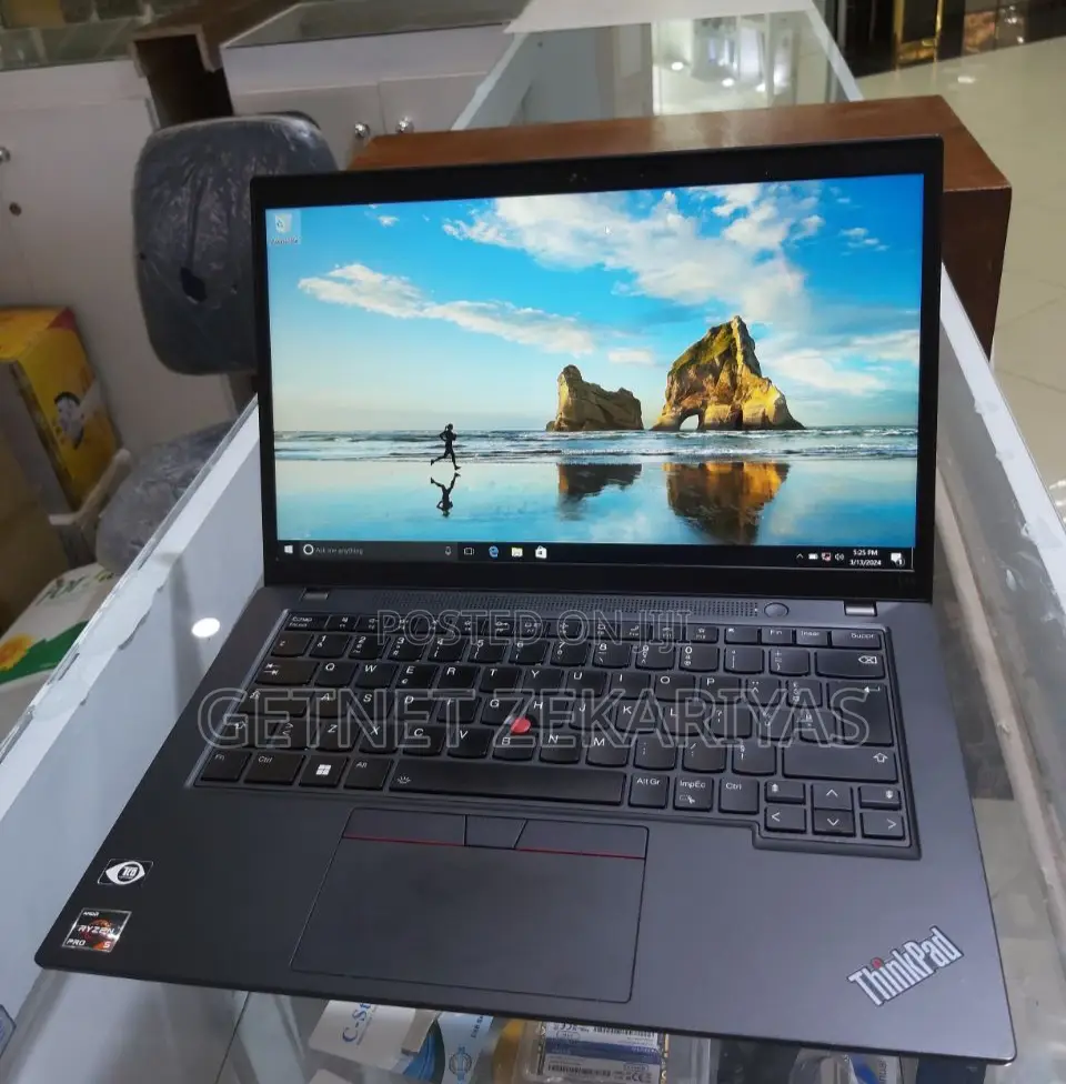 New Laptop HP Stream Notebook 8GB Intel Core I5 HDD 1T