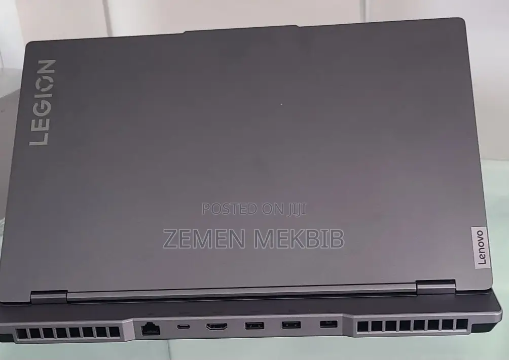 New Laptop Lenovo 16GB SSD 512GB