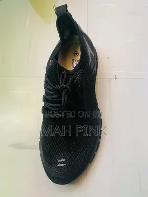 Comfy Black Men's Shoe