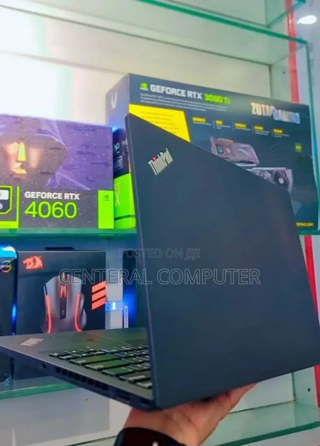 New Laptop Lenovo ThinkPad T480s 8GB Intel Core I7 SSD 512GB