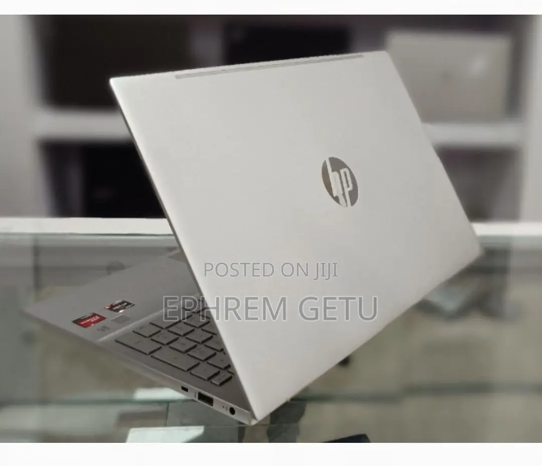 New Laptop HP Pavilion 15 8GB AMD Ryzen 3 SSD 256GB