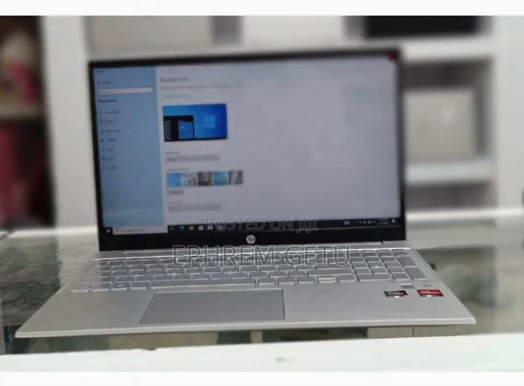 New Laptop HP Pavilion 15 8GB AMD Ryzen 3 SSD 256GB