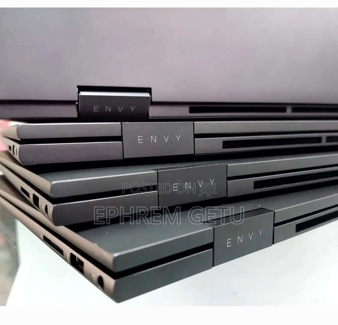 New Laptop HP Envy X360 8GB AMD Ryzen 5 SSD 512GB