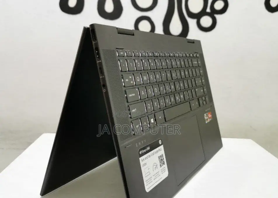 New Laptop HP Envy X360 16GB AMD Ryzen 7 SSD 512GB