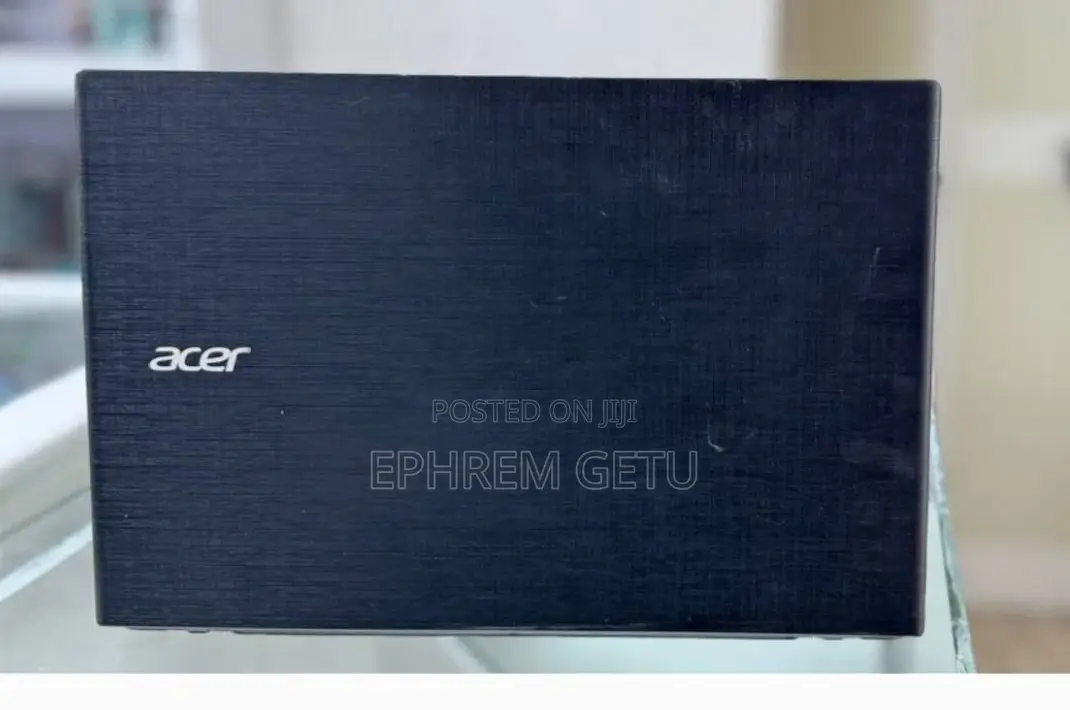 New Laptop Acer Aspire 3 4GB AMD A10 HDD 500GB