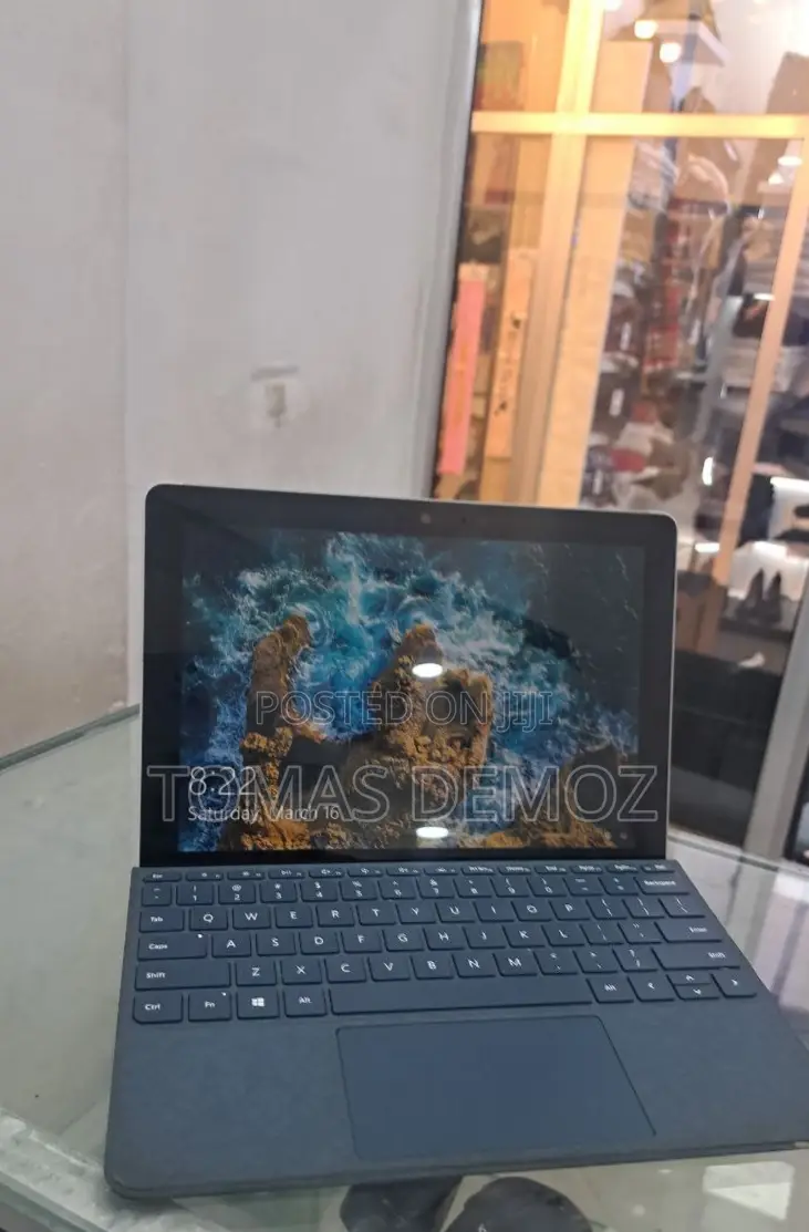 New Laptop Microsoft Surface 4GB Intel Core 2 Quad SSD 60GB