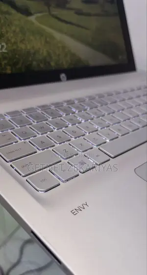 New Laptop HP Envy 15 8GB Intel Core I5 HDD+SSD 128GB