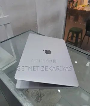 New Laptop Apple MacBook Pro 2017 8GB Intel Core I5 SSD 256GB