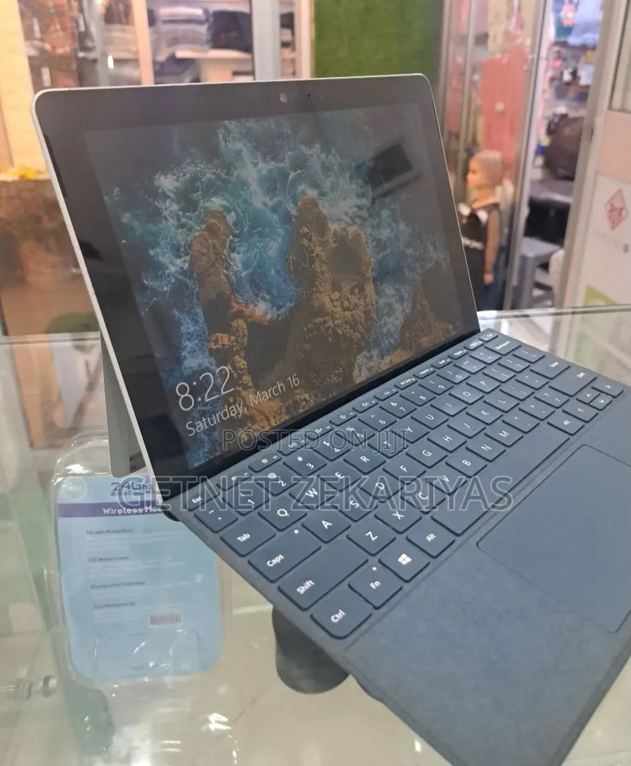 New Laptop Microsoft Surface 4GB Intel Core 2 Quad SSD 72GB